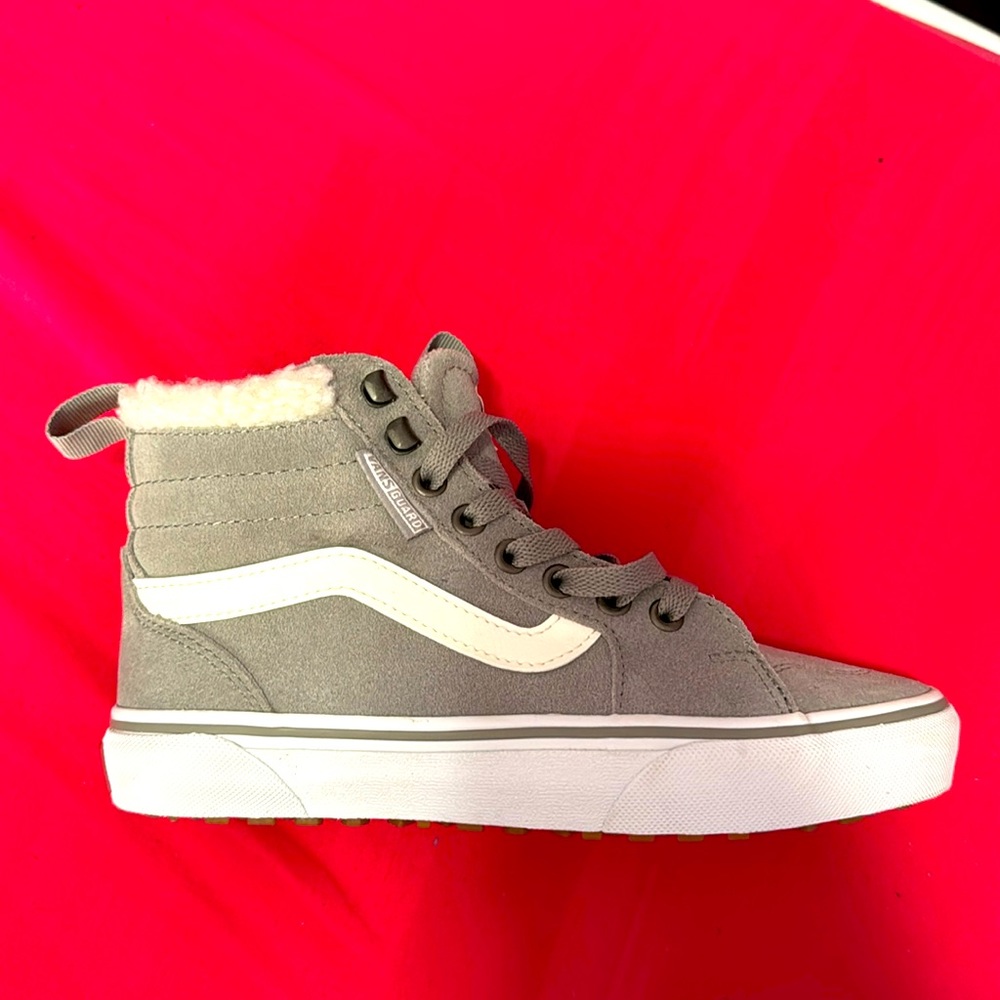 Women’s US Size 6 Vans